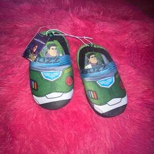 Disney Pixar Buzz Lightyear Toddler Boys' Slippers Size XL 11/12 NEW‎